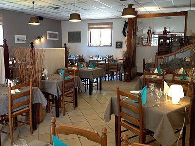 Logis - Auberge Du Colombier グイネス エクステリア 写真