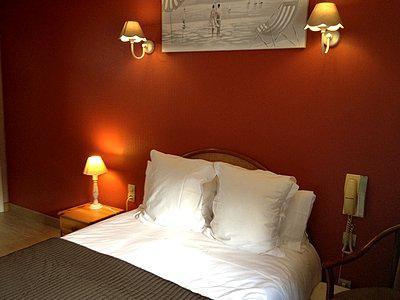 Logis - Auberge Du Colombier グイネス エクステリア 写真