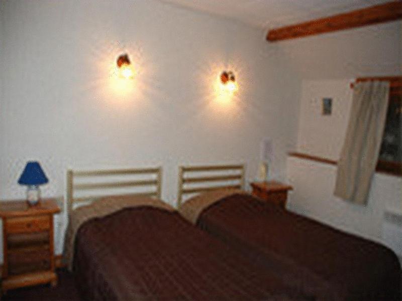 Logis - Auberge Du Colombier グイネス エクステリア 写真